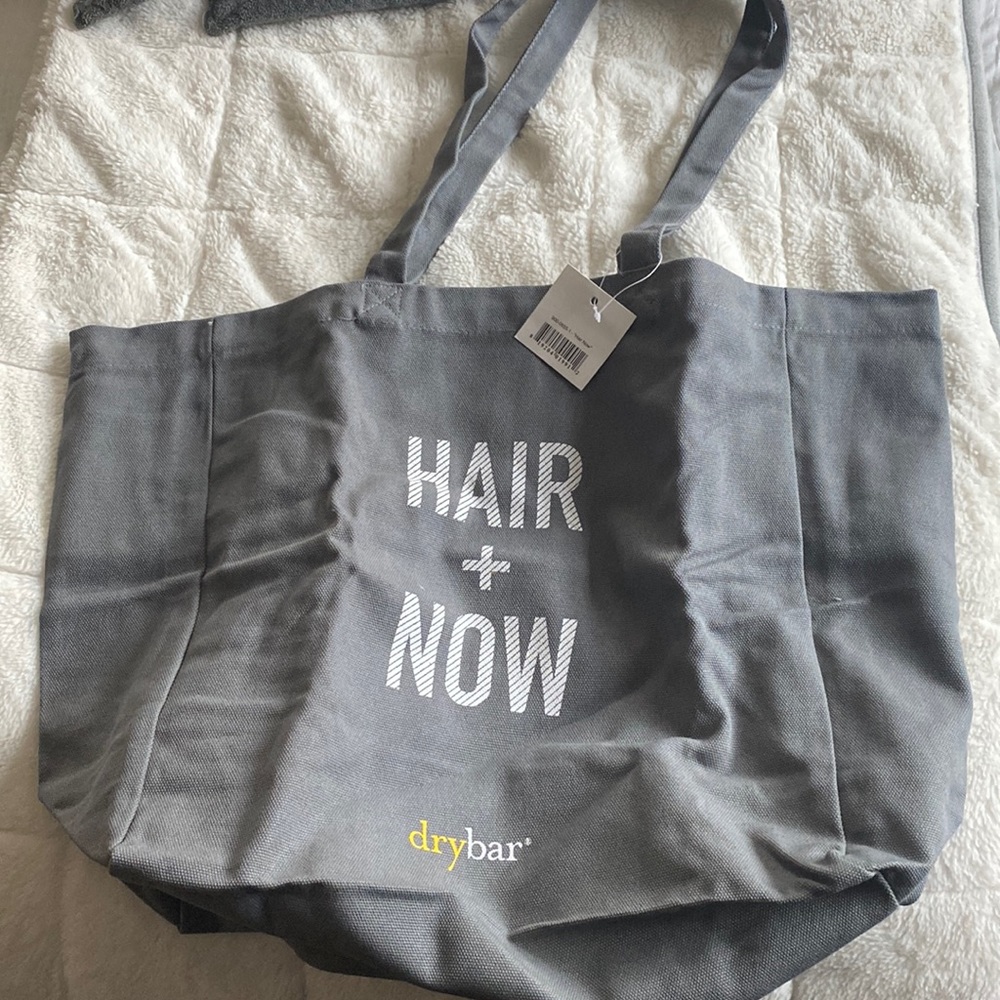 Dry bar tote